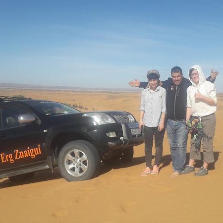 Bivouac Erg Znaigui Hotel เมอร์ซูกา ภายนอก รูปภาพ