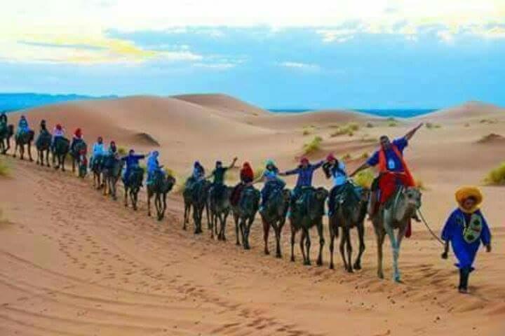 Bivouac Erg Znaigui Hotel เมอร์ซูกา ภายนอก รูปภาพ
