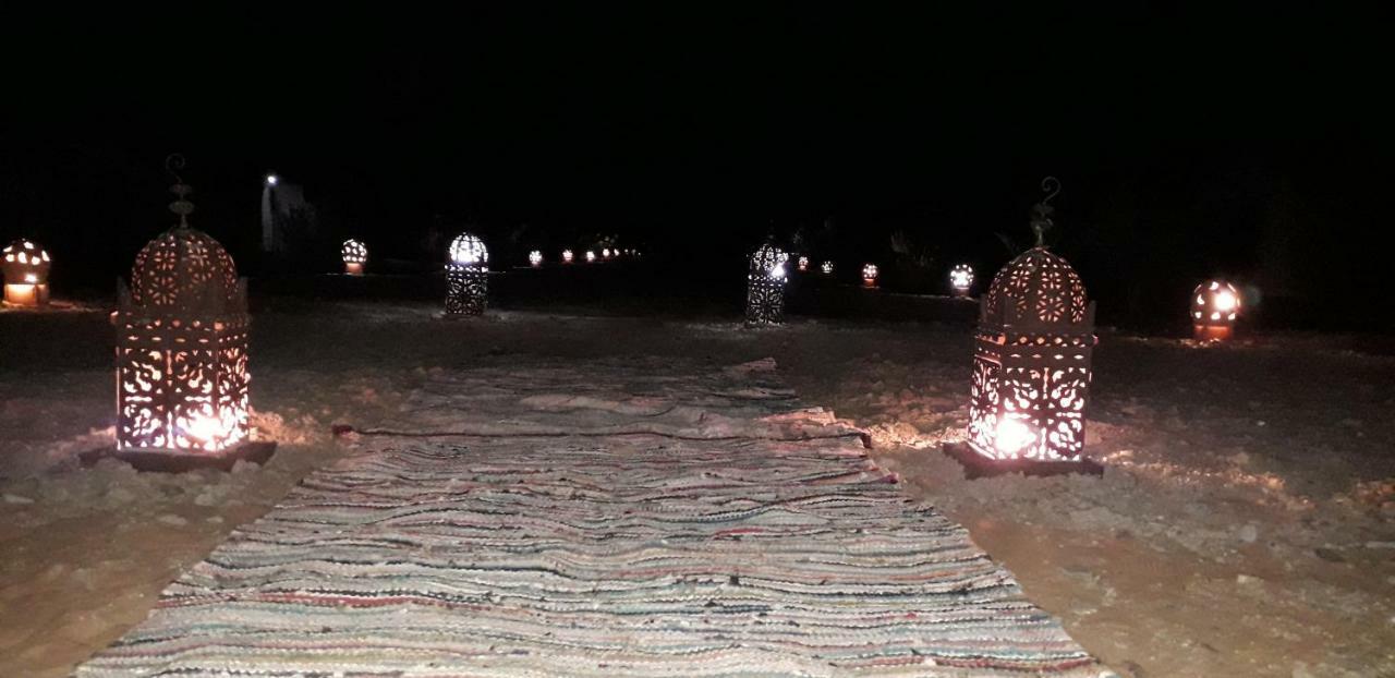 Bivouac Erg Znaigui Hotel เมอร์ซูกา ภายนอก รูปภาพ