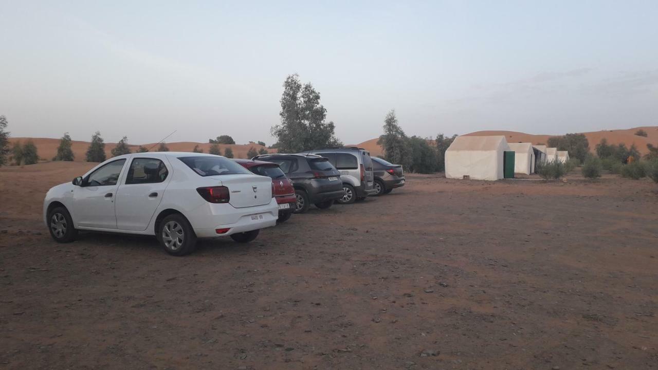 Bivouac Erg Znaigui Hotel เมอร์ซูกา ภายนอก รูปภาพ